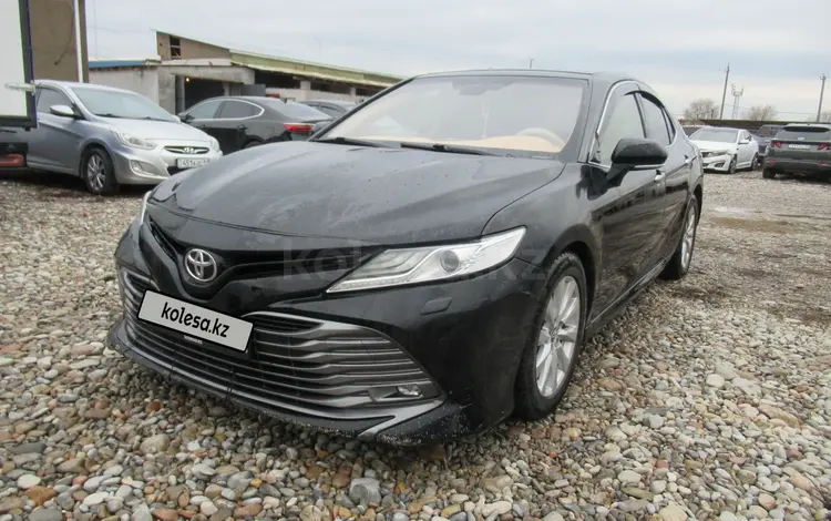Toyota Camry 2017 года за 8 304 500 тг. в Шымкент
