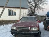 Mercedes-Benz C 200 1994 года за 600 000 тг. в Семей