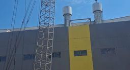 Аренда гусеничных кранов (грузоподъемность 100 тонн) 2000 года в Караганда – фото 4