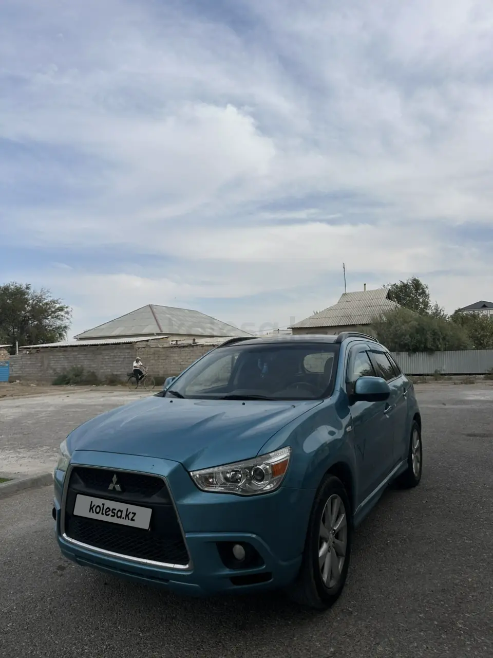 Mitsubishi Outlander, 2011
