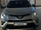 Toyota RAV4 2016 года за 12 500 000 тг. в Актау