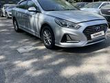 Hyundai Sonata 2020 года за 7 800 000 тг. в Алматы – фото 2