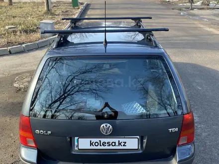 Volkswagen Golf 2002 года за 2 700 000 тг. в Алматы – фото 12