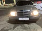 Mercedes-Benz E 260 1992 годаүшін1 150 000 тг. в Алматы – фото 4