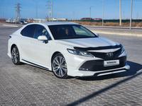 Toyota Camry 2020 года за 13 500 000 тг. в Актау