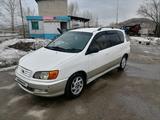 Toyota Ipsum 1998 годаүшін4 000 000 тг. в Риддер – фото 4