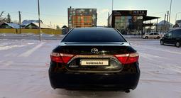 Toyota Camry 2017 года за 8 800 000 тг. в Костанай – фото 2