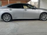 Lexus ES 300h 2014 годаүшін9 800 000 тг. в Актау – фото 2