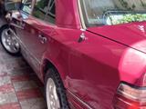 Mercedes-Benz E 220 1994 года за 4 500 000 тг. в Шымкент – фото 4