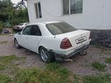 Mercedes-Benz C 180 1994 годаүшін950 000 тг. в Алматы – фото 2
