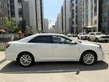Toyota Camry 2016 года за 10 800 000 тг. в Алматы – фото 2