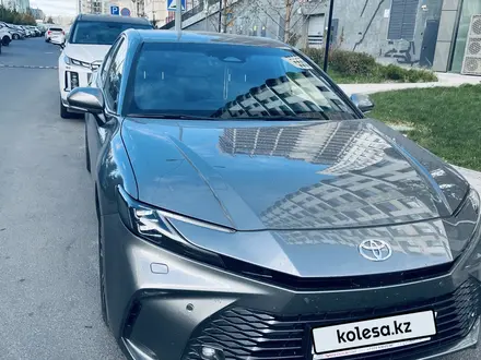Toyota Camry 2025 года за 19 500 000 тг. в Астана