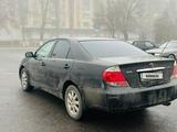 Toyota Camry 2005 года за 5 000 000 тг. в Тараз – фото 2