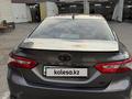 Toyota Camry 2019 года за 9 500 000 тг. в Алматы – фото 2