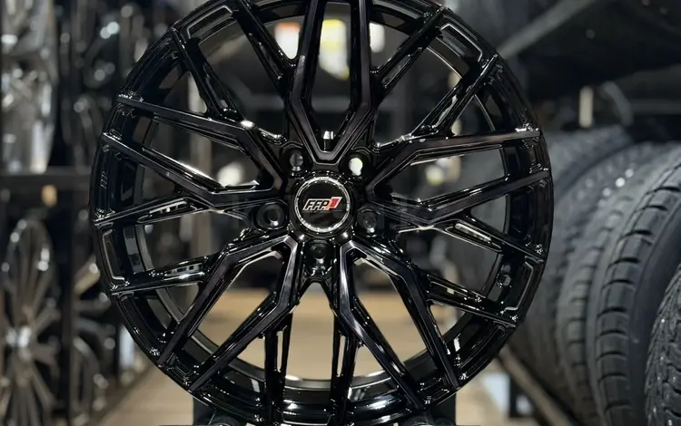 Диски R18 FFP 5x114.3 за 263 000 тг. в Астана