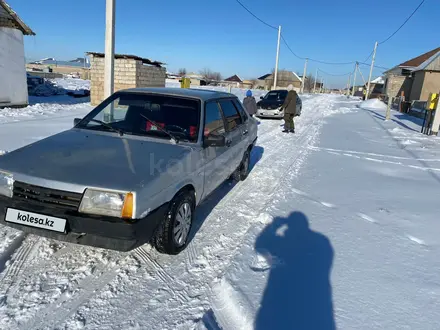 ВАЗ (Lada) 21099 2003 года за 600 000 тг. в Шымкент – фото 2