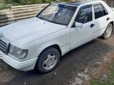 Mercedes-Benz E 200 1993 года за 1 700 000 тг. в Смирново – фото 2