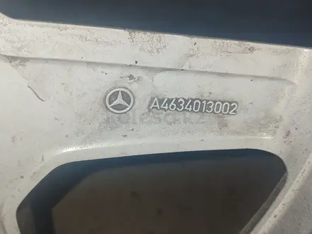 Диски оригинал mercedes гелендваген за 300 000 тг. в Алматы – фото 2