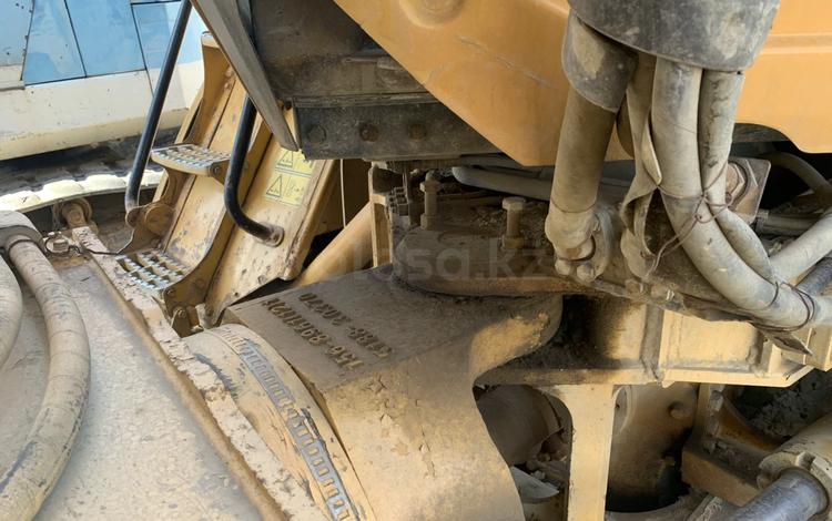 Caterpillar Шарнирно-сочлененные самосвалы 2013 г.