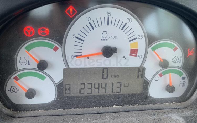 Caterpillar Шарнирно-сочлененные самосвалы 2013 г.