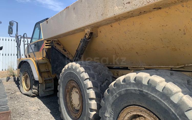 Caterpillar Шарнирно-сочлененные самосвалы 2013 г.