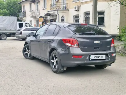 Chevrolet Cruze 2014 года за 2 890 000 тг. в Петропавловск – фото 4