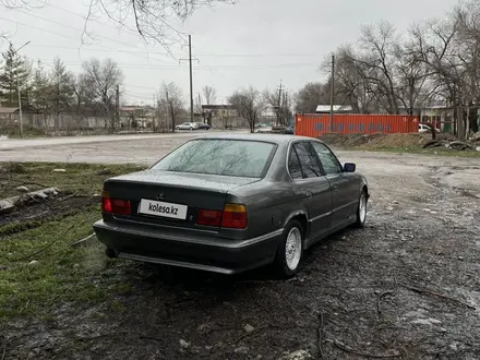 BMW 520 1993 года за 1 100 000 тг. в Алматы – фото 8