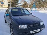 Volkswagen Vento 1995 года за 900 000 тг. в Астана – фото 3