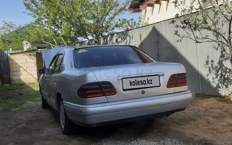 Mercedes-Benz E 230 1996 года за 1 650 000 тг. в Алматы
