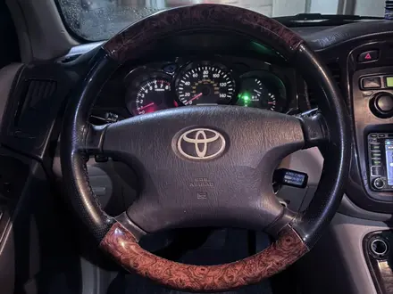 Toyota Highlander 2001 года за 5 900 000 тг. в Алматы – фото 10