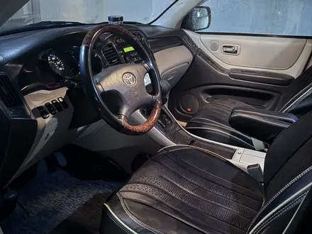 Toyota Highlander 2001 года за 5 900 000 тг. в Алматы – фото 11