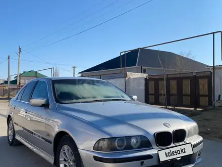 BMW 528 1999 годаүшін2 850 000 тг. в Атырау