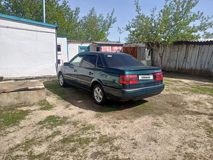 Volkswagen Passat 1994 года за 1 700 000 тг. в Актобе – фото 3