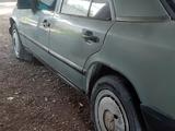 Mercedes-Benz E 230 1988 годаүшін600 000 тг. в Алматы – фото 4