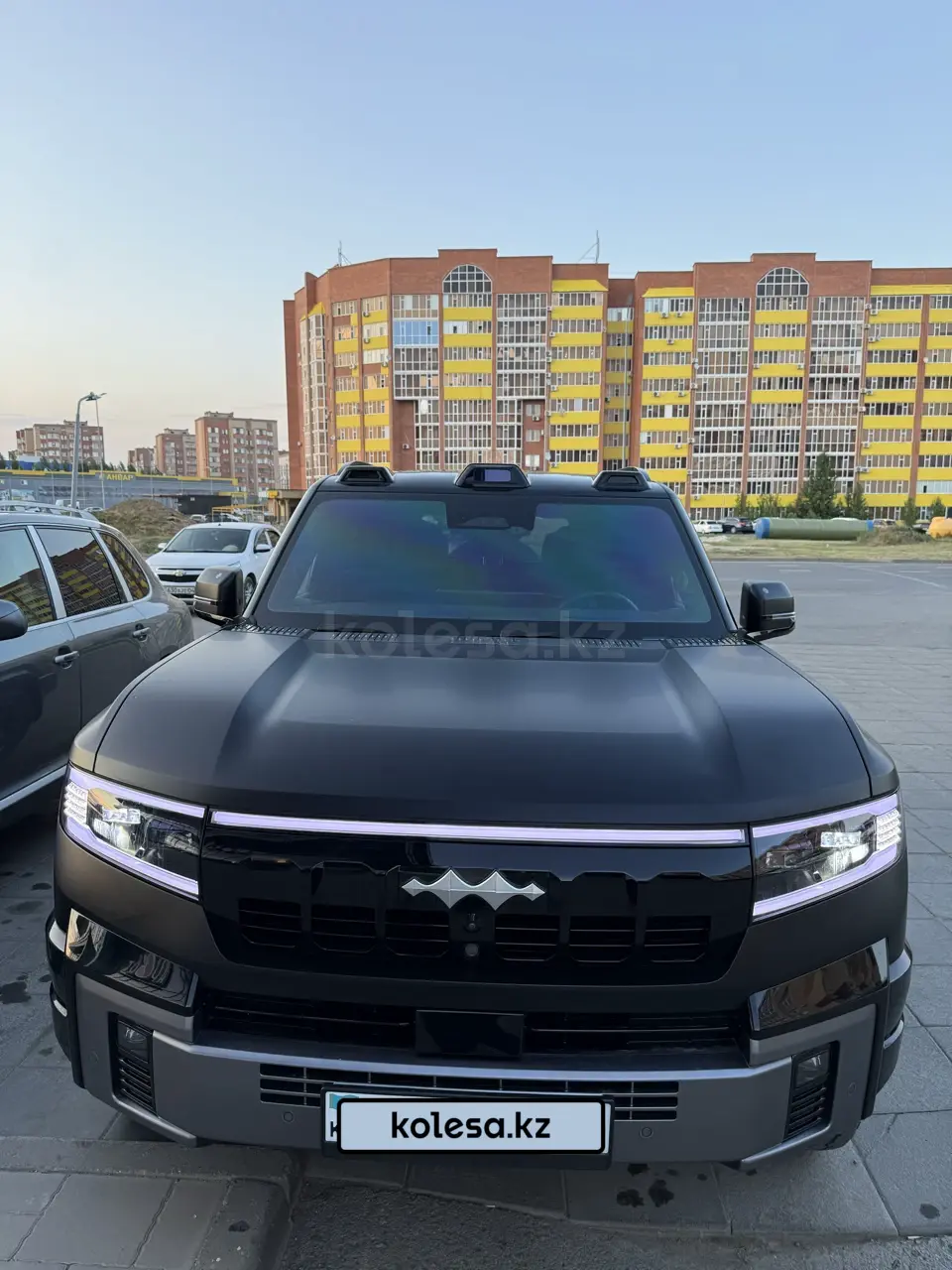 BYD FangChengBao Leopard 8, 2025