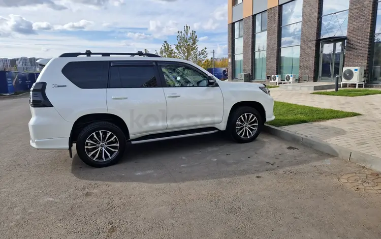 Toyota Land Cruiser Prado 2022 года за 41 000 000 тг. в Астана