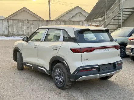 BYD Yuan Up 2025 года за 7 300 000 тг. в Алматы – фото 5