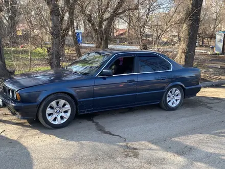 BMW 520 1993 года за 1 650 000 тг. в Алматы – фото 6