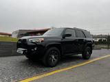 Toyota 4Runner 2022 года за 20 400 000 тг. в Алматы – фото 4