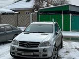 Mercedes-Benz ML 63 AMG 2006 годаүшін9 500 000 тг. в Алматы – фото 5