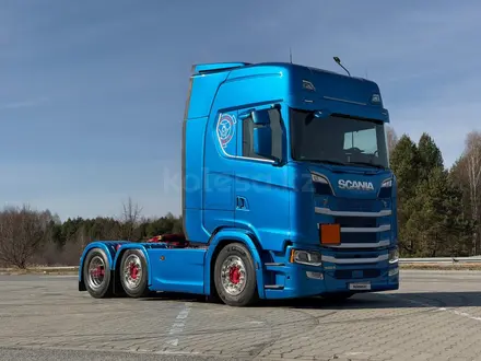 Scania  S-Series 2022 года за 70 000 000 тг. в Алматы