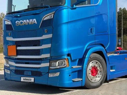 Scania  S-Series 2022 года за 70 000 000 тг. в Алматы – фото 40