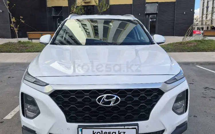 Hyundai Santa Fe 2020 года за 11 900 000 тг. в Астана