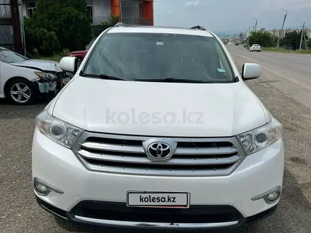 Toyota Highlander 2012 года за 7 800 000 тг. в Айтеке би – фото 2