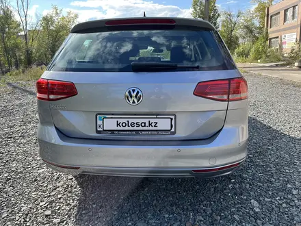 Volkswagen Passat 2018 года за 9 000 000 тг. в Степногорск – фото 9