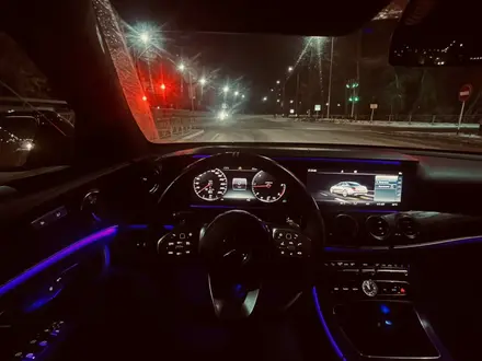 Mercedes-Benz E 220 2019 года за 13 500 000 тг. в Петропавловск – фото 10