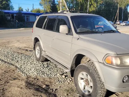 Mitsubishi Montero Sport 2000 года за 3 600 000 тг. в Усть-Каменогорск – фото 3