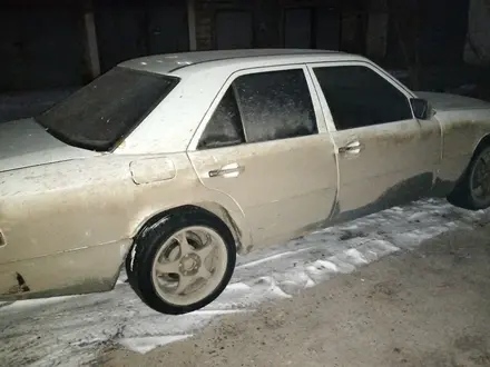 Mercedes-Benz E 250 1993 года за 1 200 000 тг. в Атырау