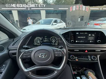 Hyundai Sonata 2020 года за 9 700 000 тг. в Алматы – фото 9