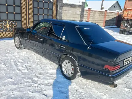 Mercedes-Benz E 300 1990 года за 1 800 000 тг. в Алматы – фото 13